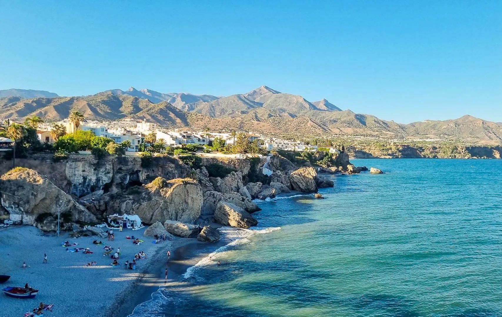 Modern Apartment With Best Location Parador, Nerja