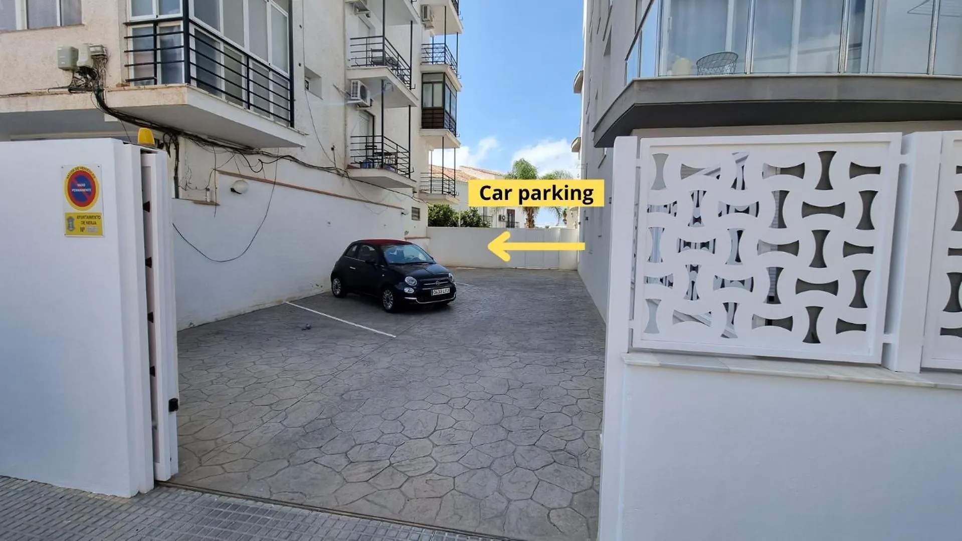 Modern Apartment With Best Location Parador, Nerja