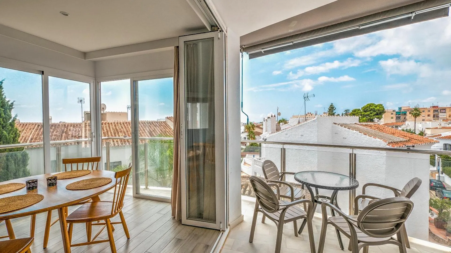 Modern Apartment With Best Location Parador, Nerja Spain