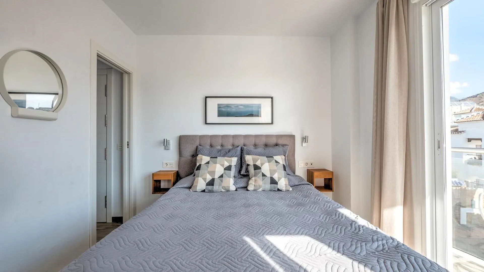 Modern Apartment With Best Location Parador, Nerja 0*,